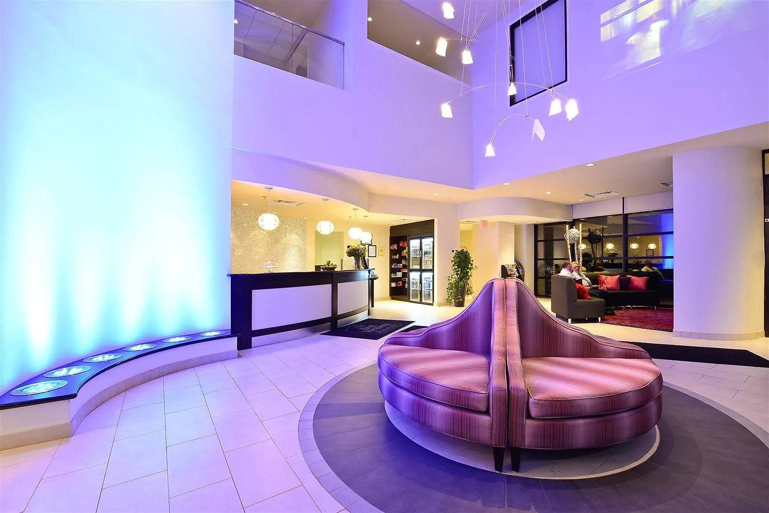 C Hotel By Carmen'S, BW Premier Collection Hamilton 4*,  Kanada