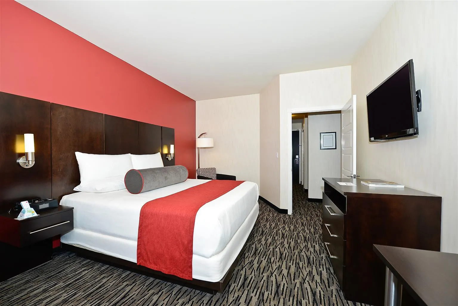 C Hotel By Carmen'S, BW Premier Collection Hamilton