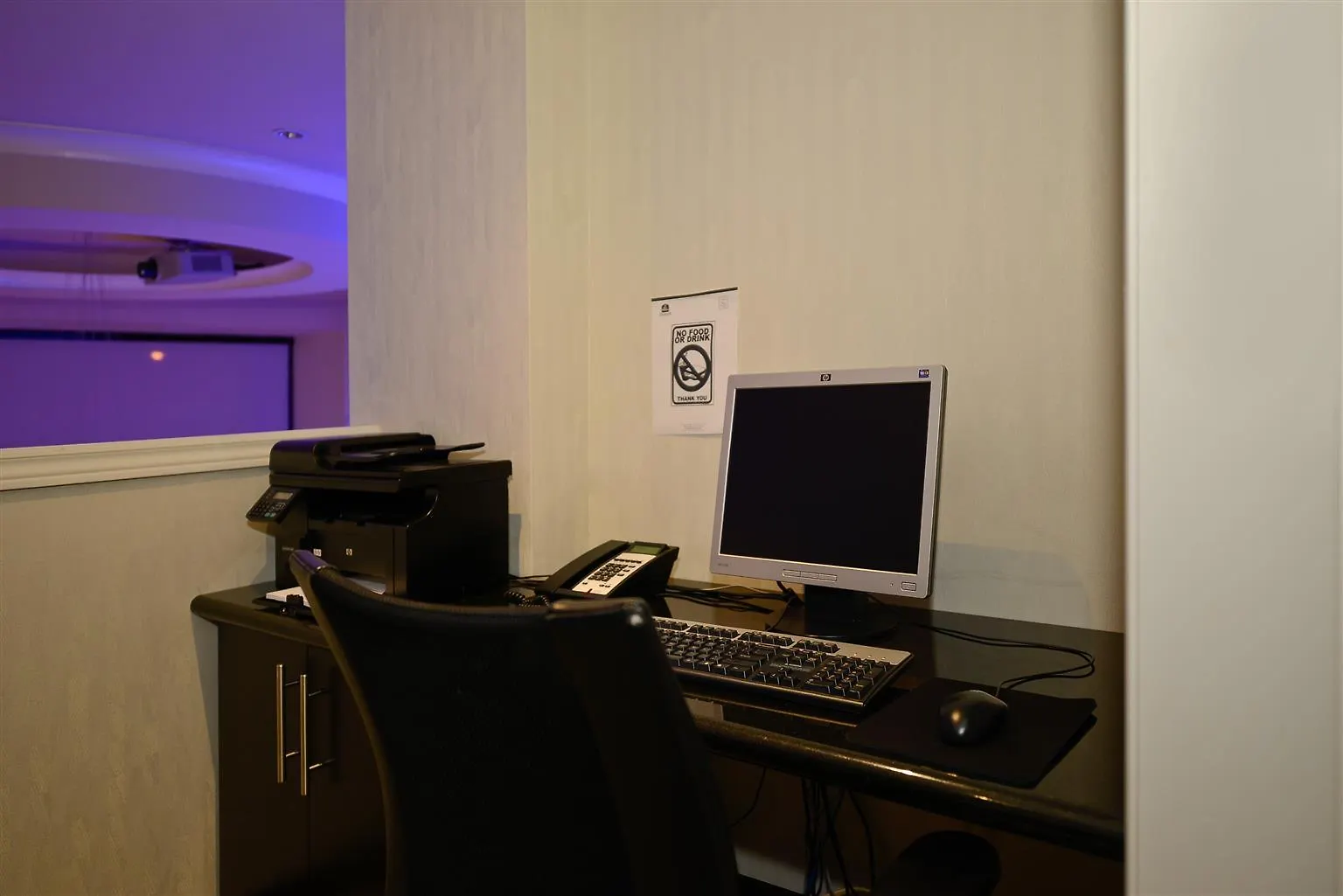 C Hotel By Carmen'S, BW Premier Collection Hamilton