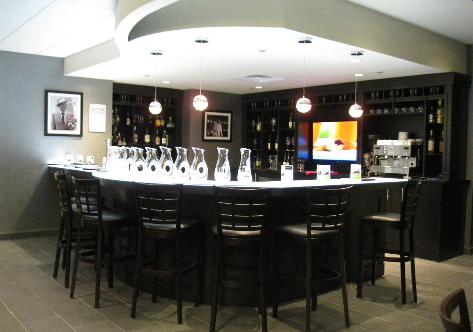 C Hotel By Carmen'S, BW Premier Collection Hamilton 4*,