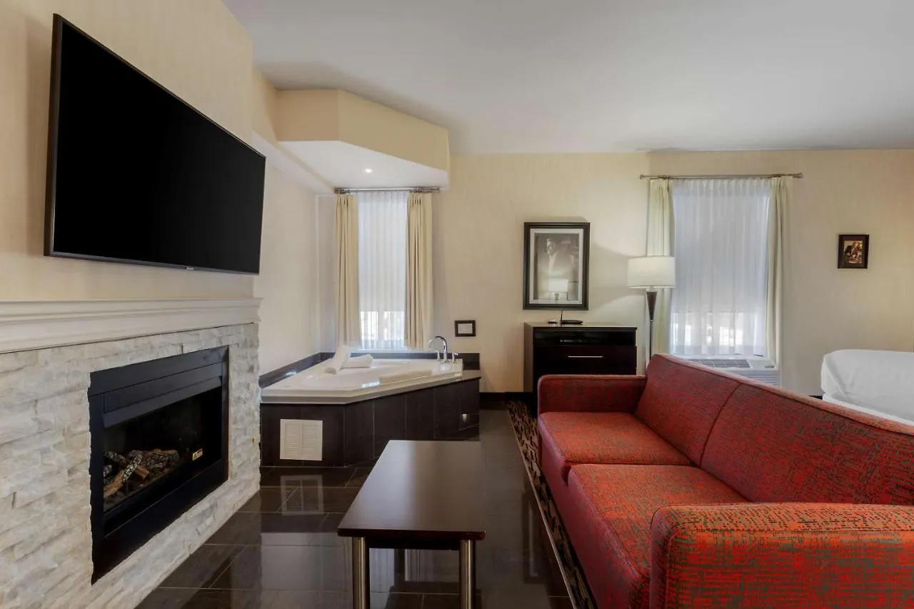 C Hotel By Carmen'S, BW Premier Collection Hamilton